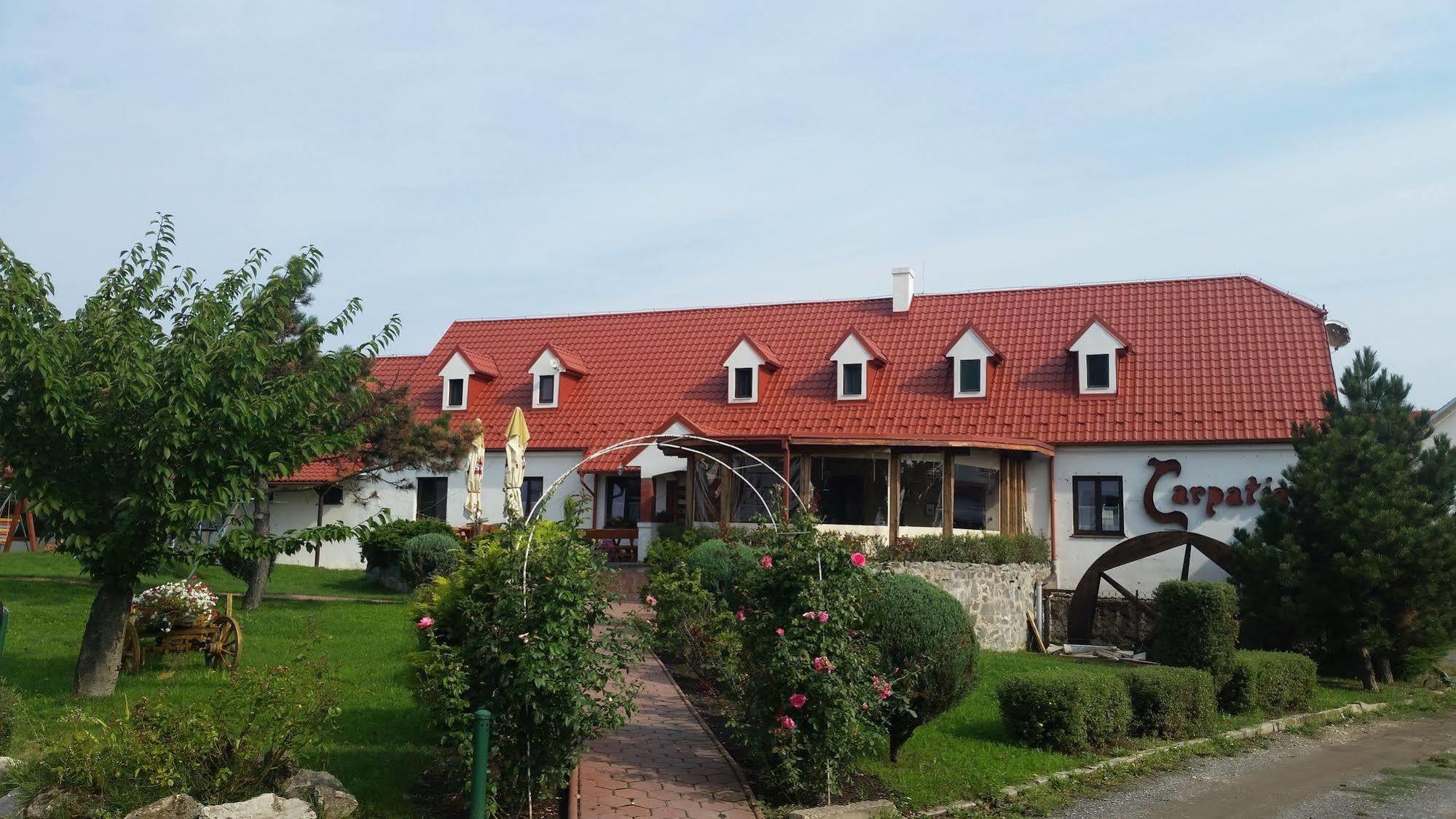 Hotel Carpatia Μπρατισλάβα Εξωτερικό φωτογραφία